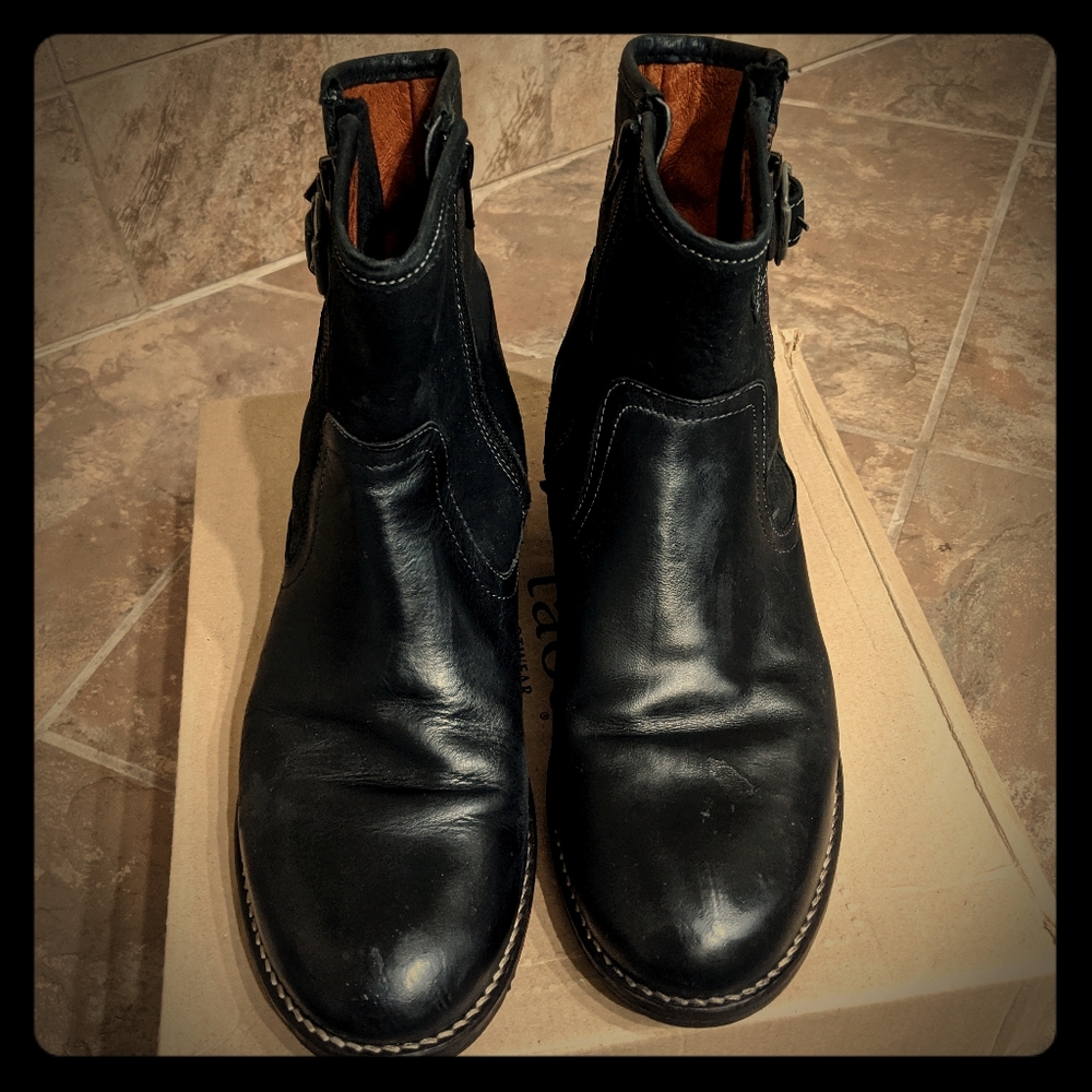 Taos boots